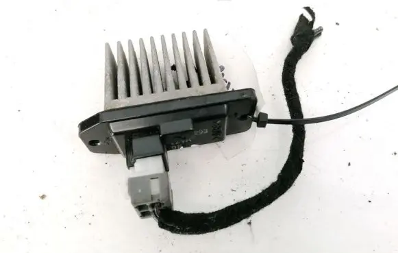Mitsubishi Carisma Heater blower motor/fan resistor MR460293