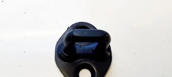 Hyundai i10 Rear door lock loop/hook striker 