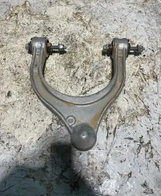 Mercedes-Benz GLC C254 Front lower control arm/wishbone A214333