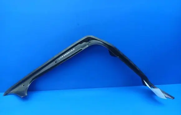 Mercedes-Benz C W203 Tailgate trim A2036931433