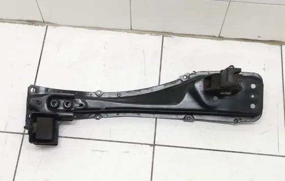 Toyota Avensis T250 Front subframe
