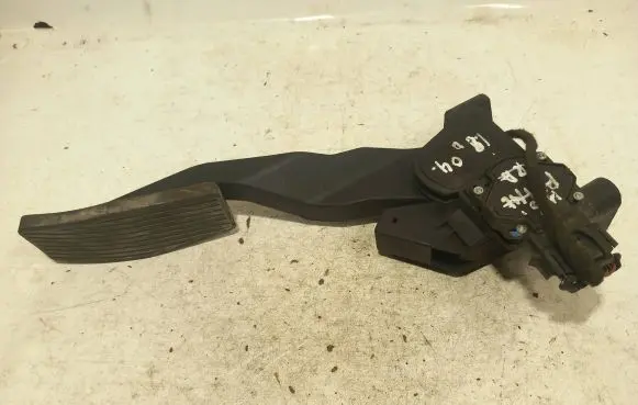 Opel Zafira A Accelerator throttle pedal 0281002298 A6400596