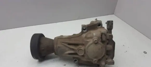 Mazda Tribute Rear gearbox reducer/haldex oil pump 