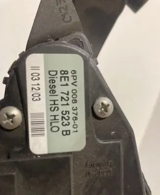Audi A4 S4 B6 8E 8H Accelerator throttle pedal 8E1721523B 6PV00837601