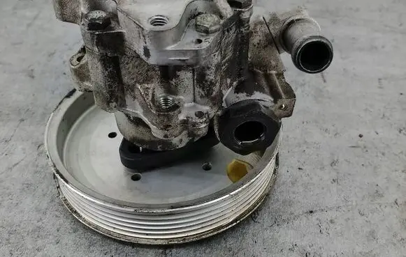 Skoda Superb B5 (3U) Power steering pump 8D0145177DTMC14028