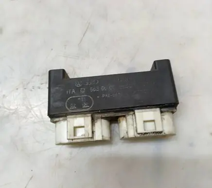 Volkswagen Transporter - Caravelle T4 Coolant fan relay 701919506