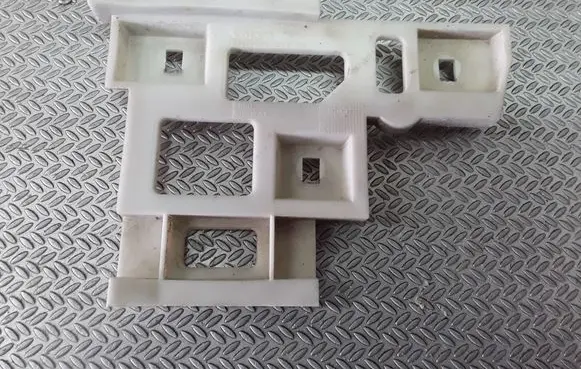 Volvo S70 V70 V70 XC Front bumper mounting bracket 9151501