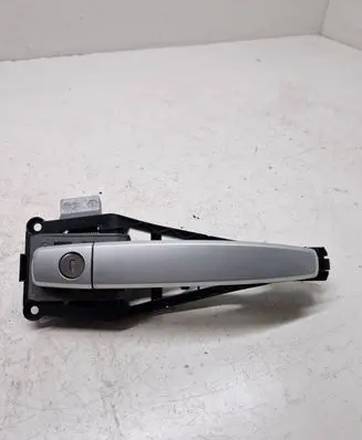 Opel Zafira B Front door exterior handle