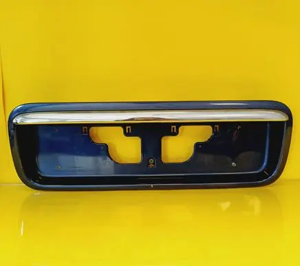 Honda Civic Trunk door license plate light bar 