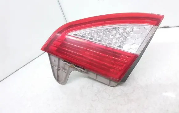 Ford Mondeo MK IV Tailgate rear/tail lights 7S7113A602A