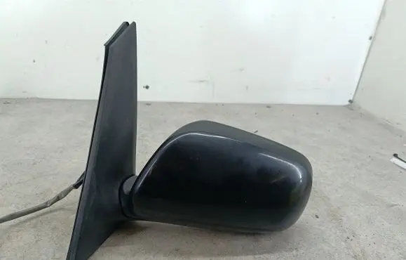 Toyota Prius (NHW20) Front door electric wing mirror