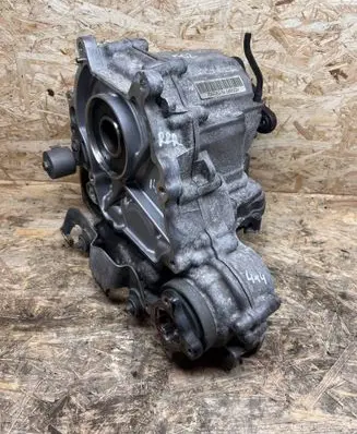 BMW 7 F01 F02 F03 F04 Gearbox transfer box case 7649785 A2C73522102 2760764978501