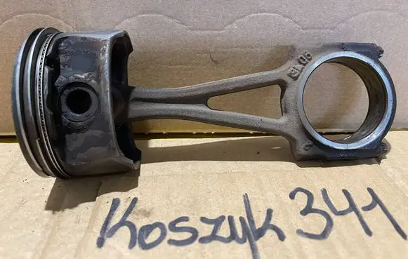 Opel Tigra B Piston with connecting rod 73L82A2