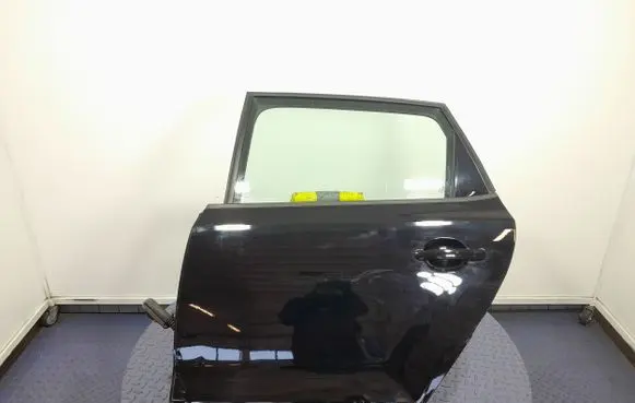 Volkswagen Cross Polo Rear door