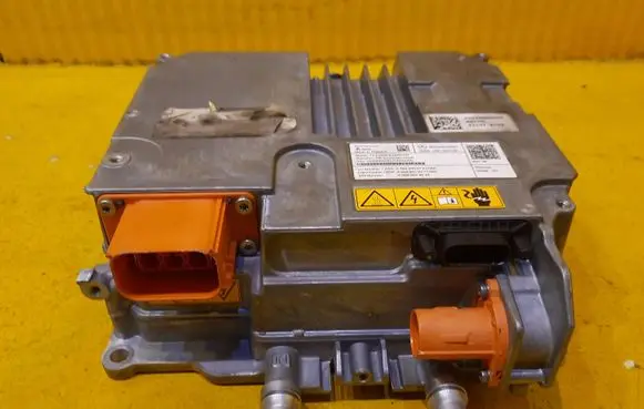 Mercedes-Benz E W213 Hybrid / electric car battery A0009009721 A0009024048 A0009015211