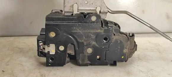 Audi A2 Front door lock 8Z1837015A