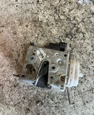 Audi A8 S8 D2 4D Front door lock 8D1837015F