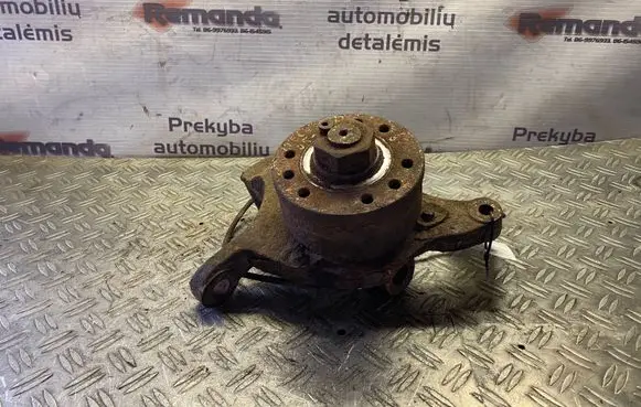 Iveco Daily 45 - 49.10 Front wheel hub