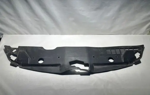 Toyota Corolla Verso AR10 Radiator trim 532890F010