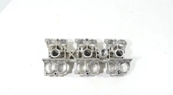 Porsche 911 996 Camshaft 99610424302 99610404200