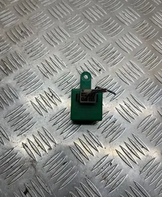 Daihatsu Rocky Window wiper interval relay 8594087201 0521000842
