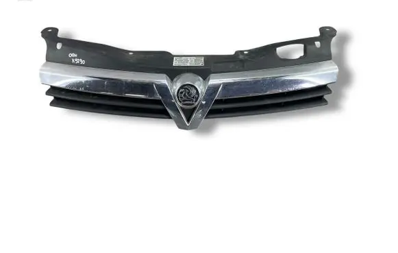 Opel Astra H Front bumper upper radiator grill 13108471 95653704 461088395