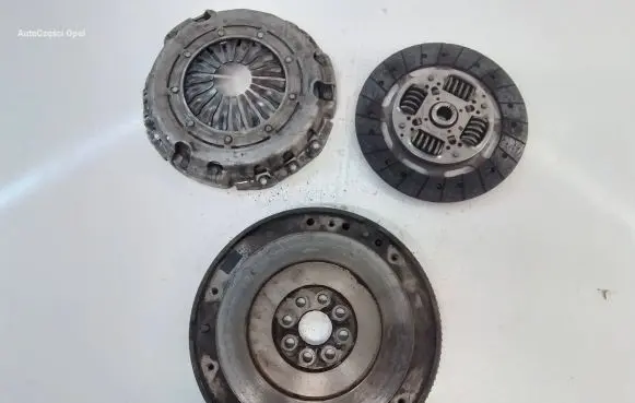 Renault Trafic II (X83) Clutch set kit 8200474648