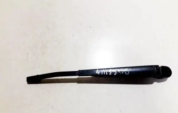 Mitsubishi Space Star Rear wiper blade arm
