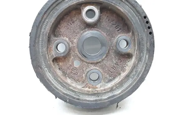 Volvo V70 Crankshaft pulley 30637335