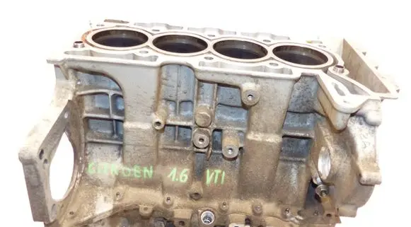 Citroen Berlingo Engine block 9813721110 V764777080
