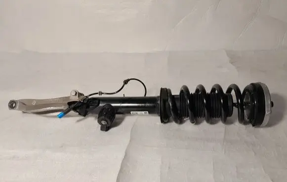 BMW X5 G05 Front shock absorber with coil spring 6896439
