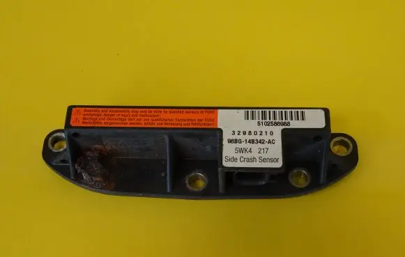 Ford Focus Airbag deployment crash/impact sensor 98BG-14B342-AC