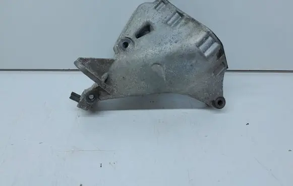 Seat Ibiza IV (6J,6P) Engine mounting bracket 03P199206V200