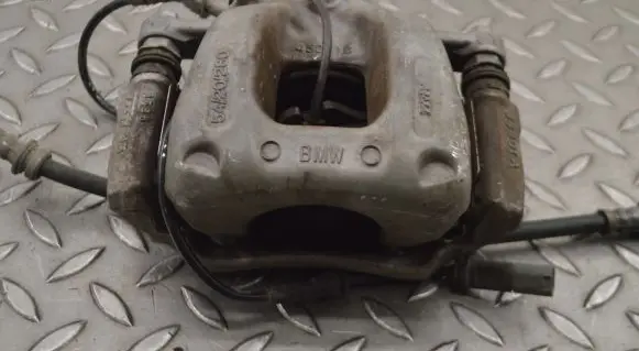 BMW i3 Front brake caliper
