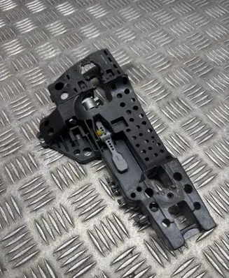 Audi A6 S6 C7 4G Rear door exterior handle/bracket 4H0837886