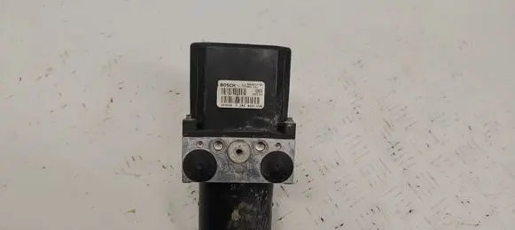 Skoda Fabia Mk2 (5J) ABS Pump 0265900009