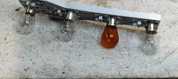 Skoda Fabia Mk1 (6Y) Tail light bulb cover holder 6Y9945257