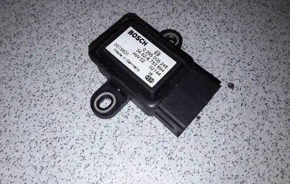BMW 3 E46 ESP acceleration yaw rate sensor 34526753694 6753694