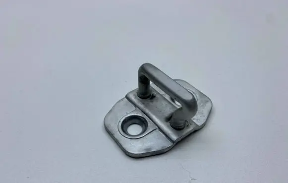 Mercedes-Benz E W212 Front door lock loop/hook striker 11000049B