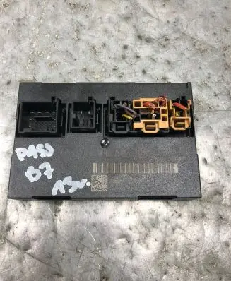 Volkswagen PASSAT B7 Comfort/convenience module 3AA959433B