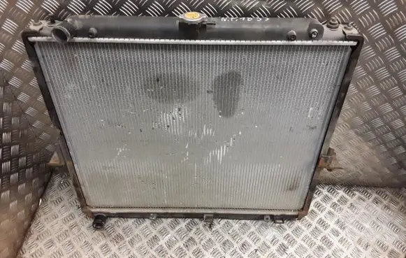 Nissan Pathfinder R51 Coolant radiator