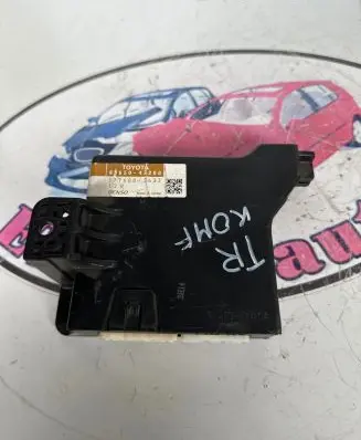 Toyota RAV 4 (XA30) Other control units/modules 8865042200