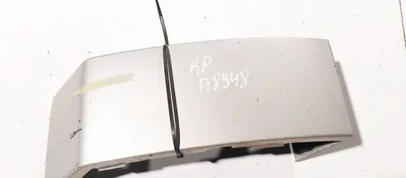 Volvo XC90 Rear/tail light trim molding 8620819