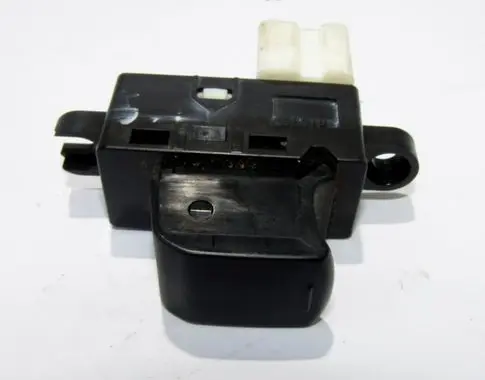 Subaru Forester SH Electric window control switch 8Y03Z