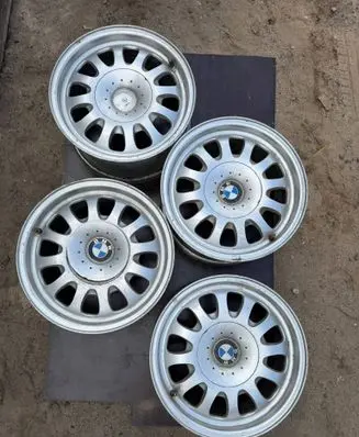 BMW 5 E39 R15 alloy rim 1092277