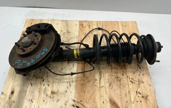Volvo S90, V90 Front wheel hub spindle knuckle