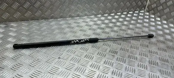 Volkswagen PASSAT B8 Front bonnet/hood damper/strut 3G0823359A