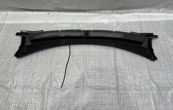 Citroen DS7 Crossback Wiper trim