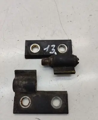BMW 7 E32 Front door upper hinge 1950843 41511950843 1950841