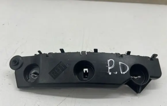 Nissan X-Trail T33 Front bumper mounting bracket 622226RA0A
